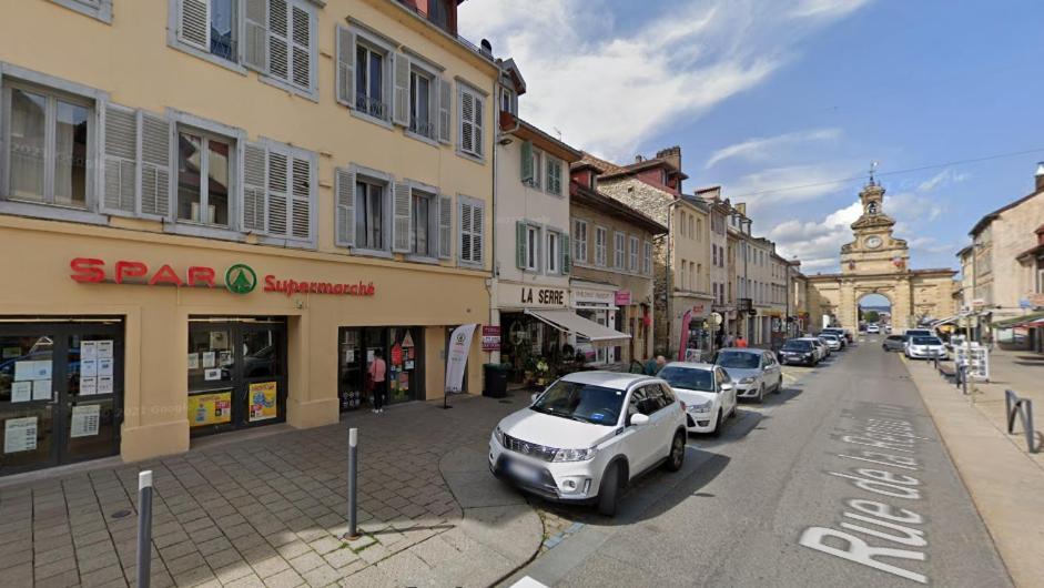 Le P'Tit Saint-Pierre - Centre Ville - Parking Pontarlier Eksteriør billede